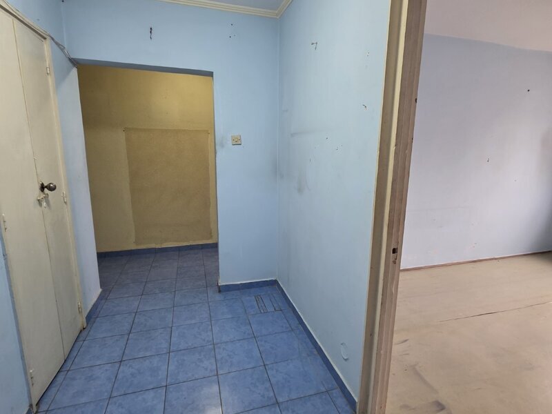 Jean Steriadi, 5 minute metrou 1 Decembrie 1918, bloc reabilitat